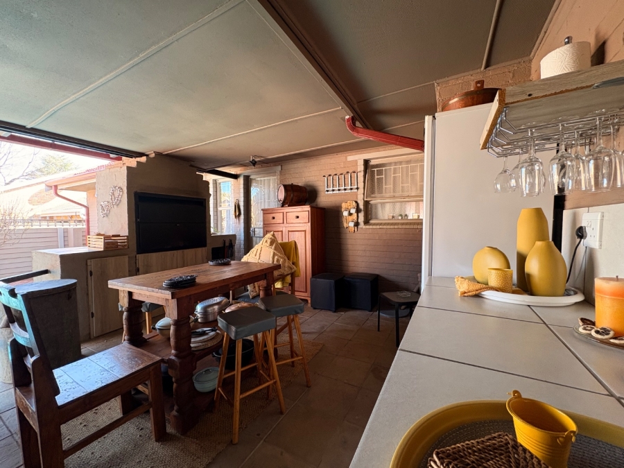 4 Bedroom Property for Sale in Wilkoppies North West